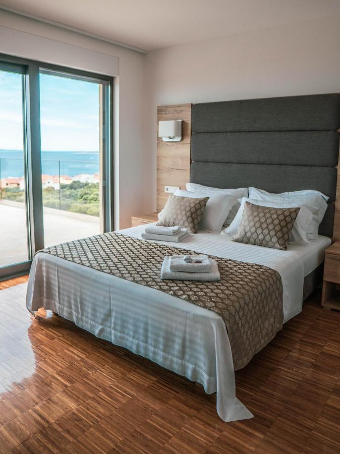 Apartment Luxury White Violeta Mandre