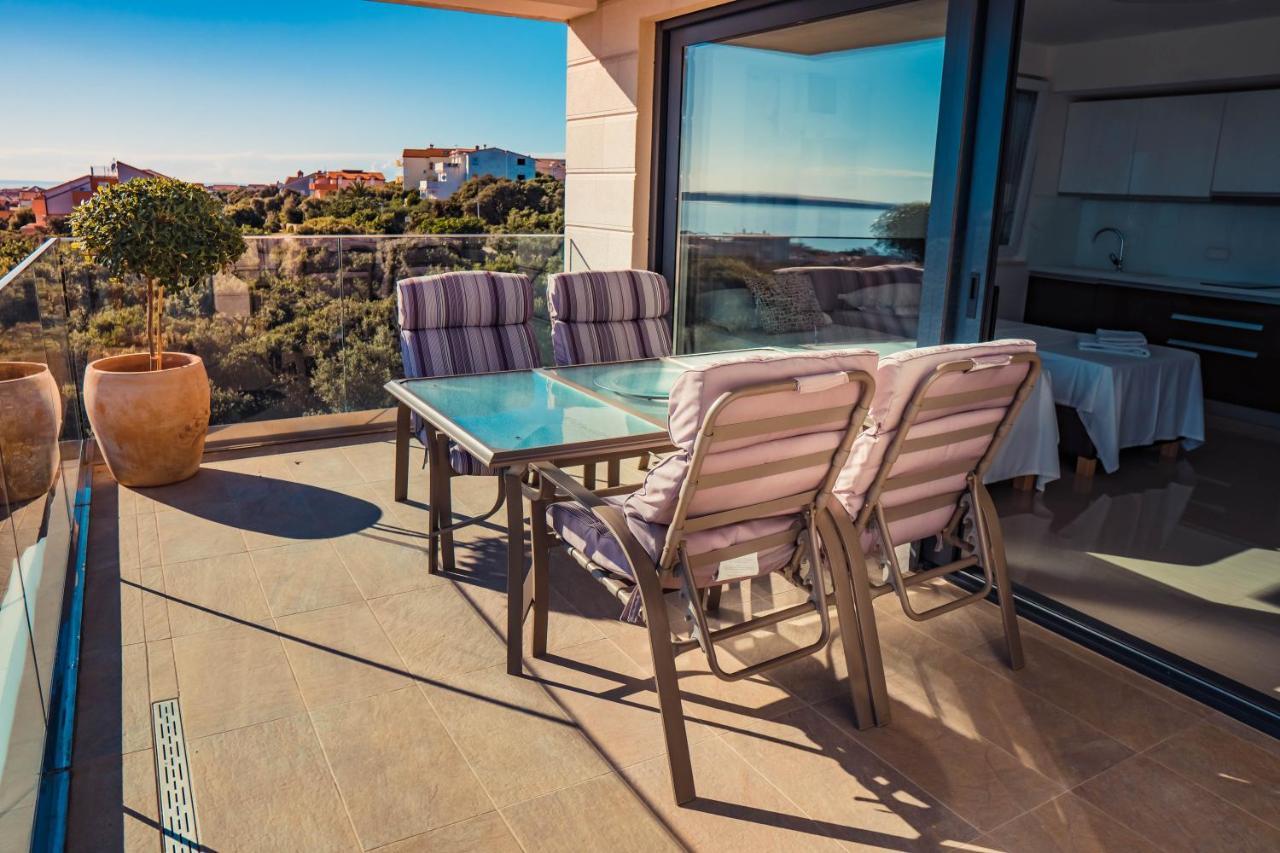 Luxury White Violeta Apartment *